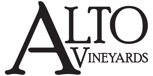 Alto Vineyards logo