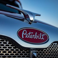 Peterbilt logo